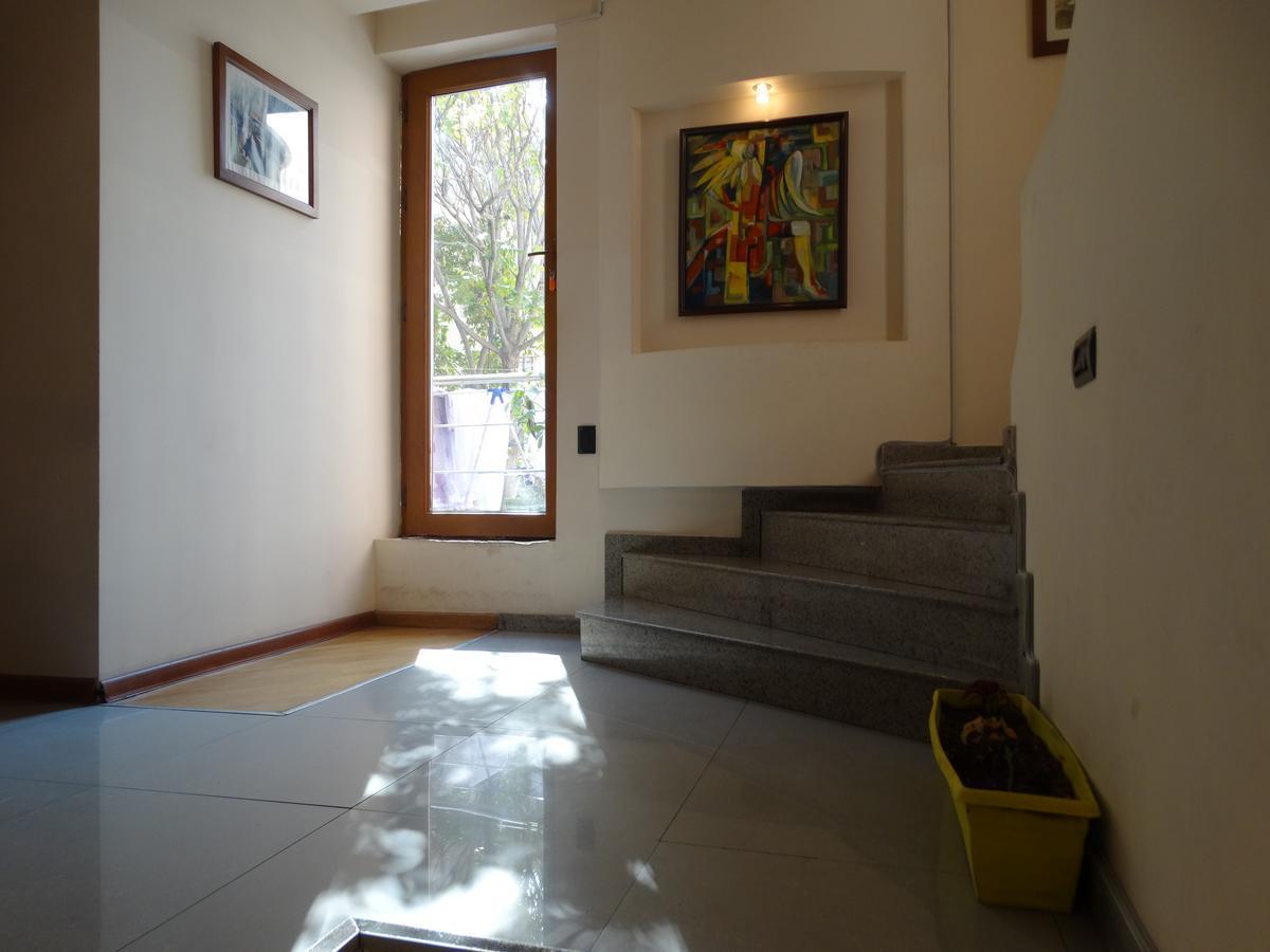 Destiny 1 Hostel เยเรวาน ภายนอก รูปภาพ
